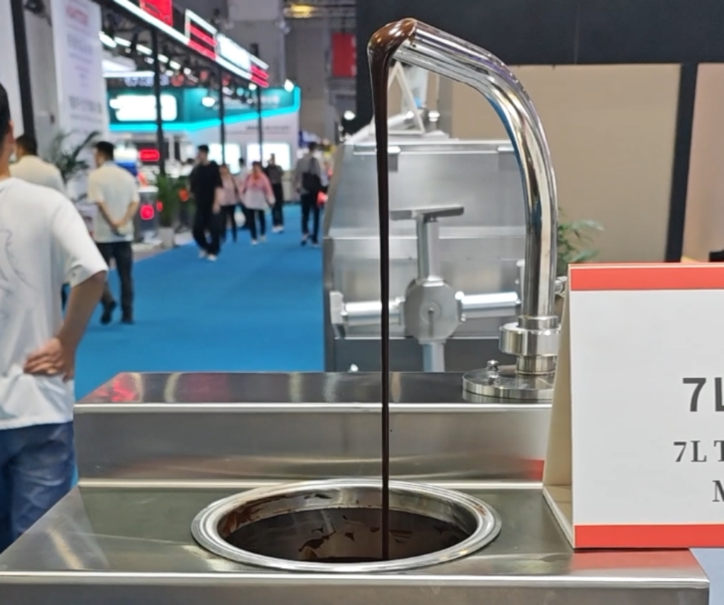 7L Chocolate Tempering Machine 2